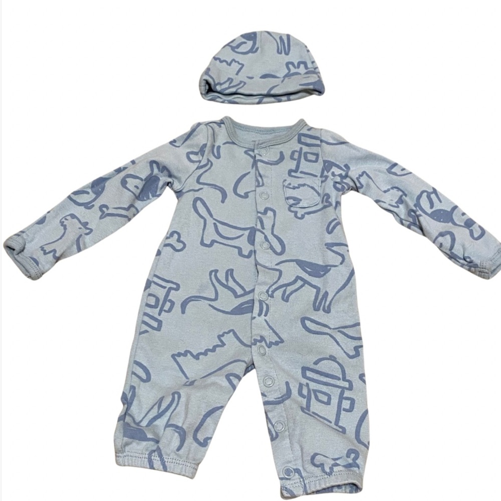 Carter’s Convertible Newborn Set with Hat